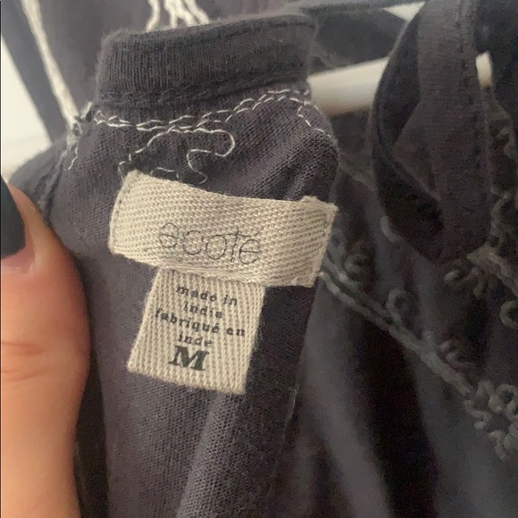 Backless top - Picture 3 of 3